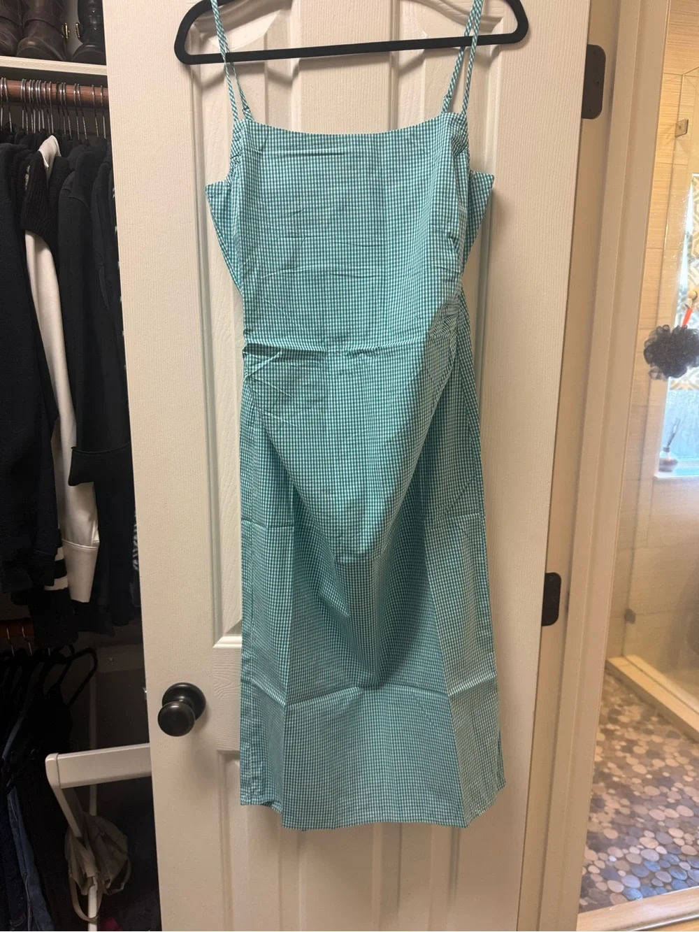 NWT Ruched sheath dress in gingham stretch poplin